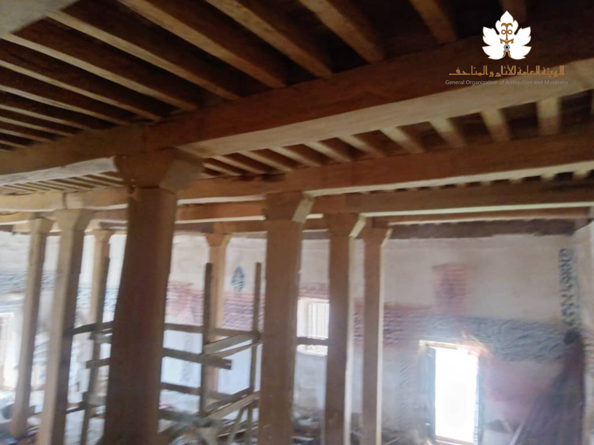 بدء أعمال ترميم جامع الصنوين الأثري بمديرية بني العوام - صورة إضافية 3